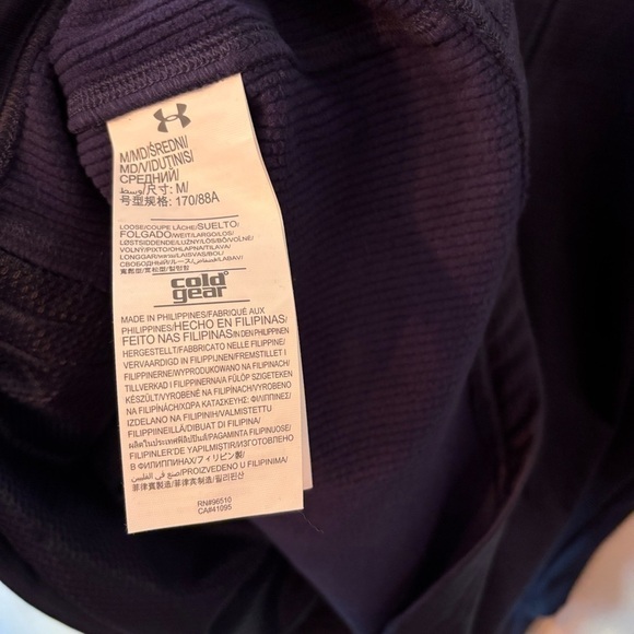 Under Armour Cold Gear long sleeve pullover Fleece Lined Shirt M Navy Blue New - Picture 7 of 7